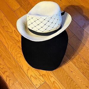 Valerie modes vintage hat with black ribbon. Union made. OS
